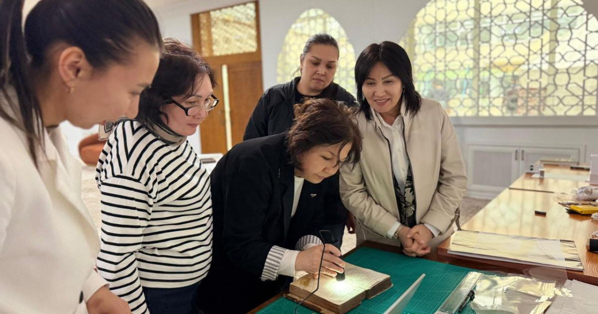 Халықаралық сарапшылар қазақстандық реставраторларға дәріс өткізді