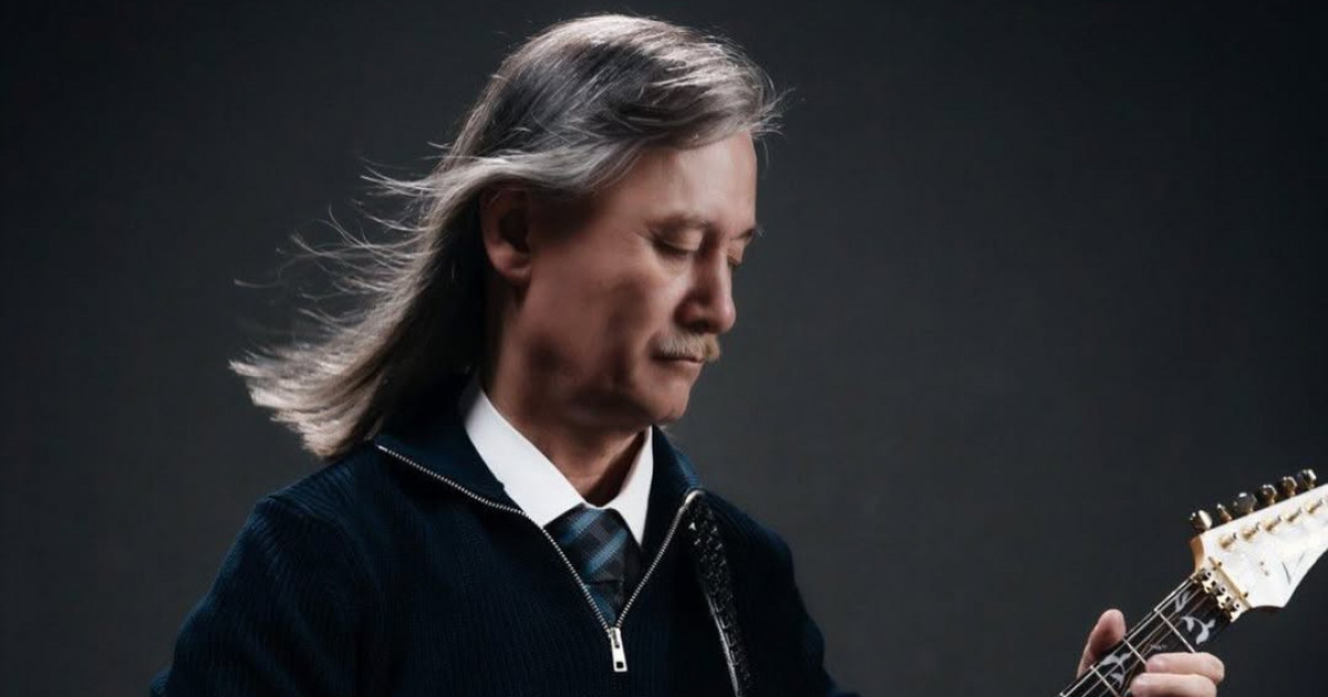 Маған сахнада билеген жараспайды - Ұлықпан Жолдасов