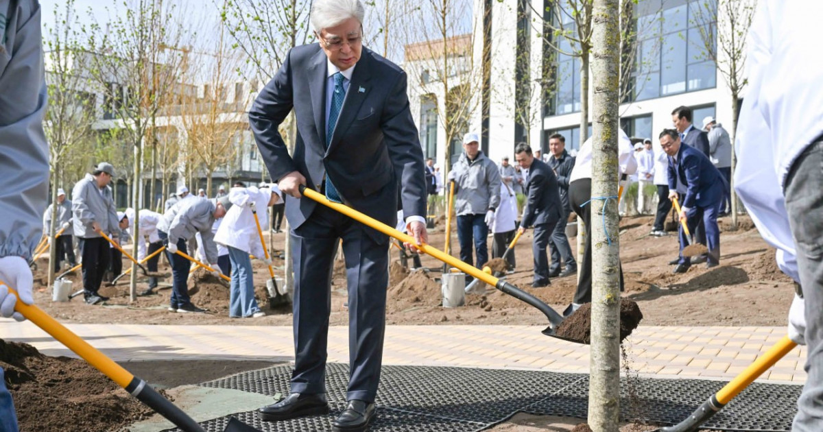 Мемлекет басшысы «Таза Қазақстан» республикалық экологиялық акциясына қатысты