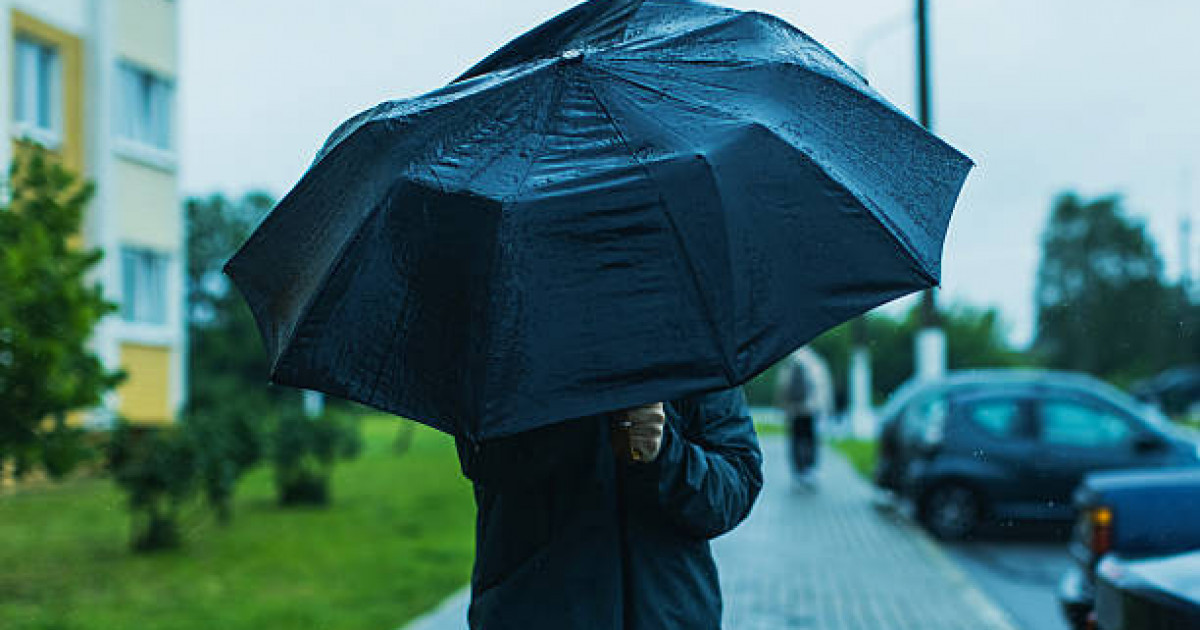 Найзағай ойнап, нөсер жаңбыр жауады: 30 сәуірге ауа райы болжамы