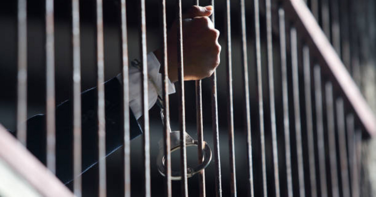 Жәрдемақыны жымқырған әйелдің пәтері тәркіленді