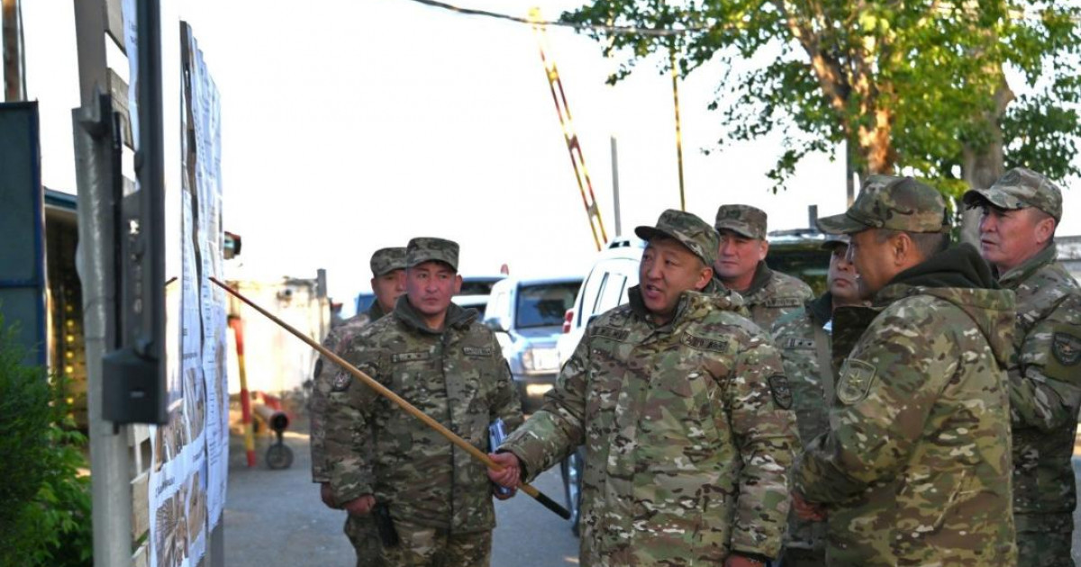 Бас штаб бастығы еліміздің шығысындағы гарнизондарда жауынгерлік дайындықтың ұйымдастырылуын тексерді