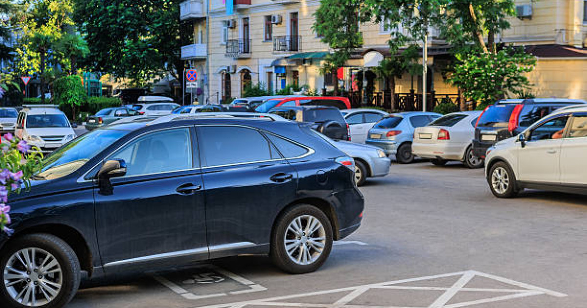 Алматыда ақылы автотұрақтың саны артты