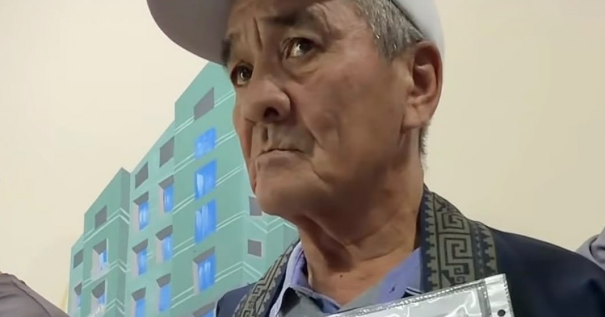 Кәсіпкер «100 жылқы ұрлады» деп 7,5 жылға сотталып, ақталып шыққан Рахат Сәрсеновке пәтер сыйлады