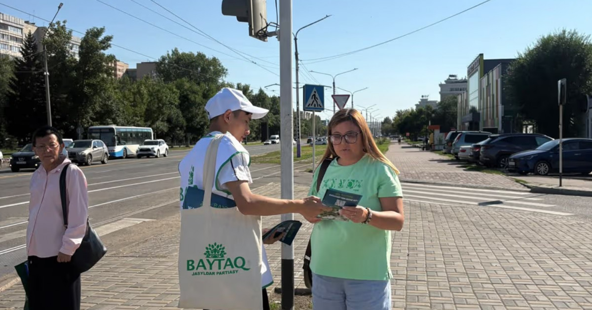 «Байтақ» партиясы Өскеменде сайлауалды үгіт-насихат жүргізіп жатыр