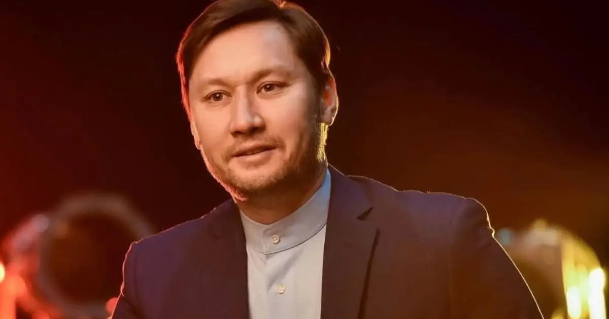 «Біз неге ажырастық?»: актер Азамат Сатыбалды жазбасымен оқырманды ойландырып қойды