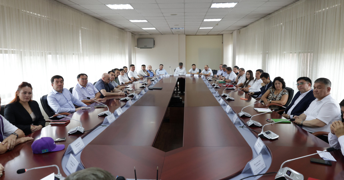 «Әділет» партиясының өкілдері Алматы, Қызылорда, Теміртауда үгіт-насихат жүргізді