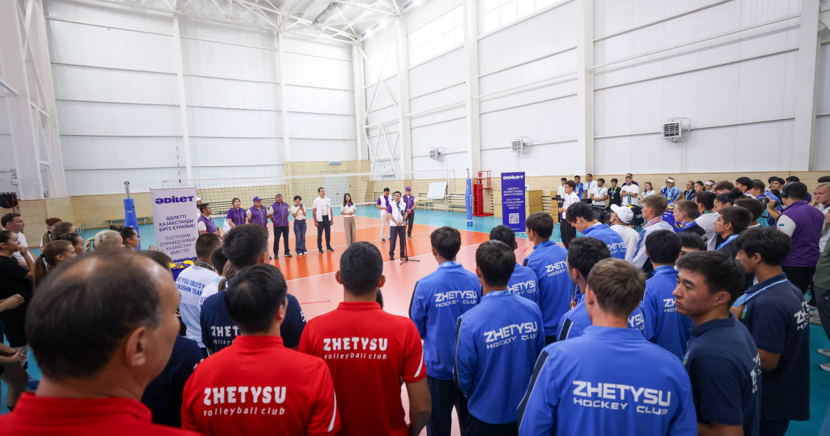 Қазақстанның он дүркін чемпиондары «Әділет» партиясын қолдады