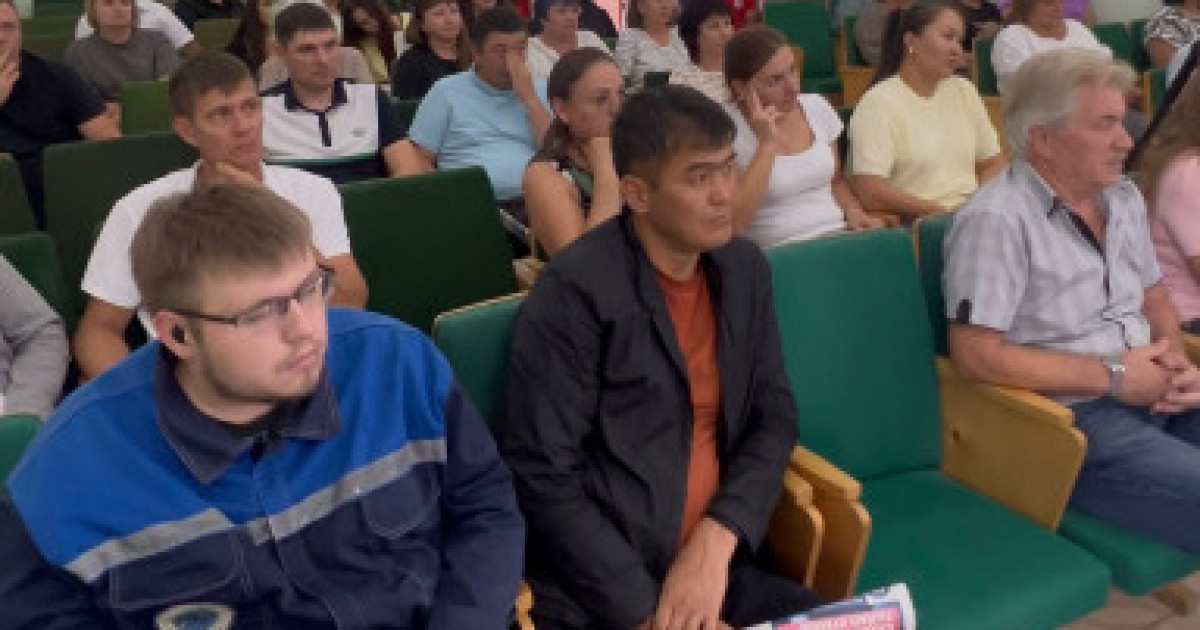 ЖСДП-ның өкілдері павлодарлық жұмысшылардың жағдайымен танысты