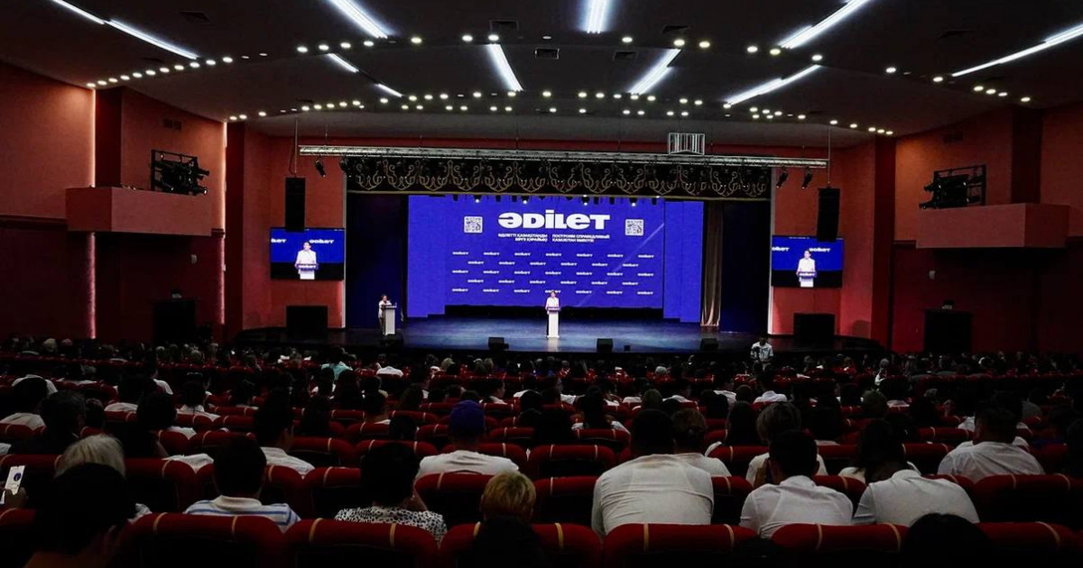 Жұмыс орындары, білім, медицина және цифрландыру: «Әділет» кандидаттары Қостанай облысының халқымен не талқылады?