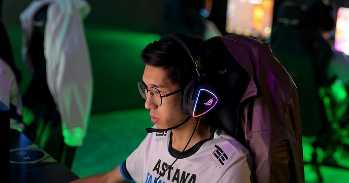 Астанада Counter-Strike 2 бойынша алғашқы отбасылық турнир  ASTANA FAMILY CUP 2026  өтті