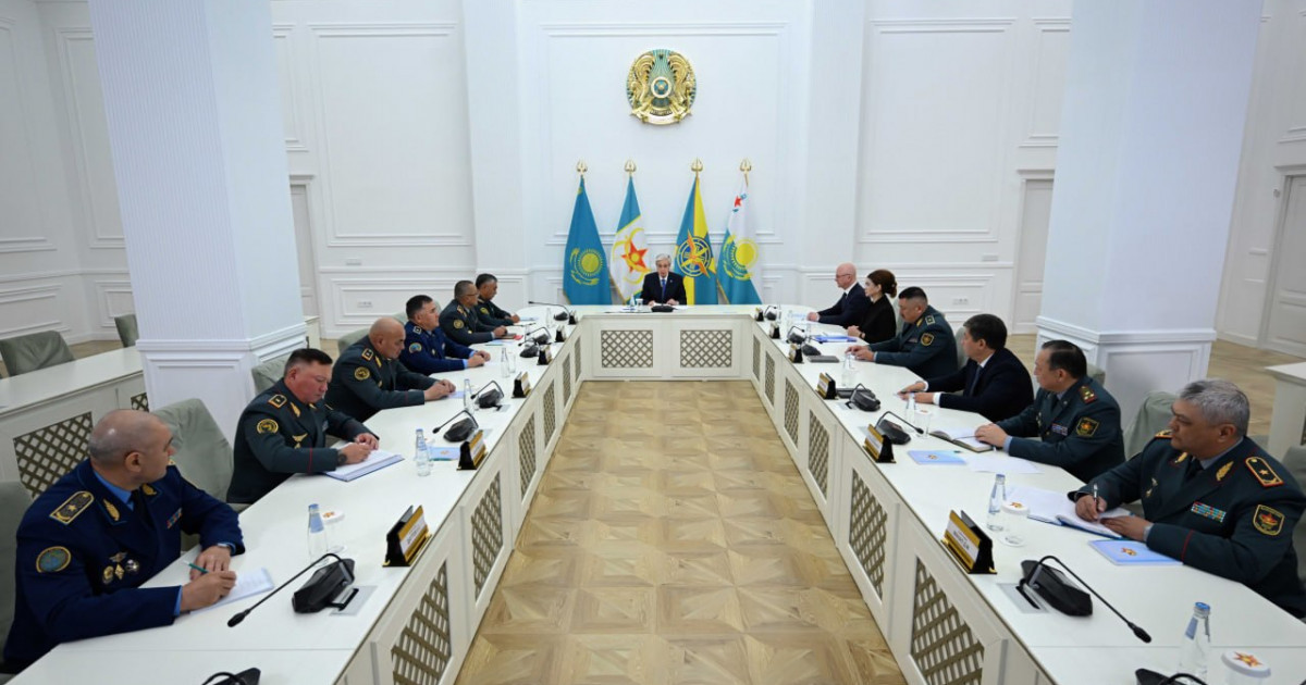 «Біздің армия өткен ғасырда қалып қойған»: Тоқаев әскери реформаның мақсатын атады