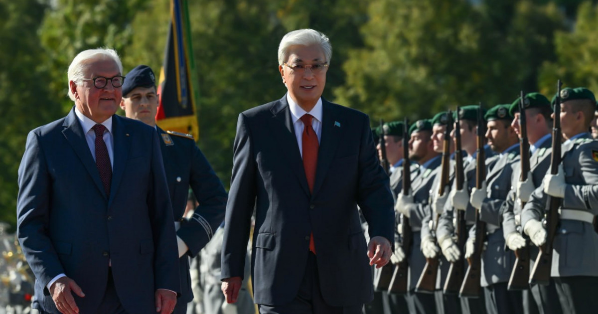 Германияның Қорғаныс министрлігінде Қасым-Жомарт Тоқаевты қарсы алу рәсімі өтті