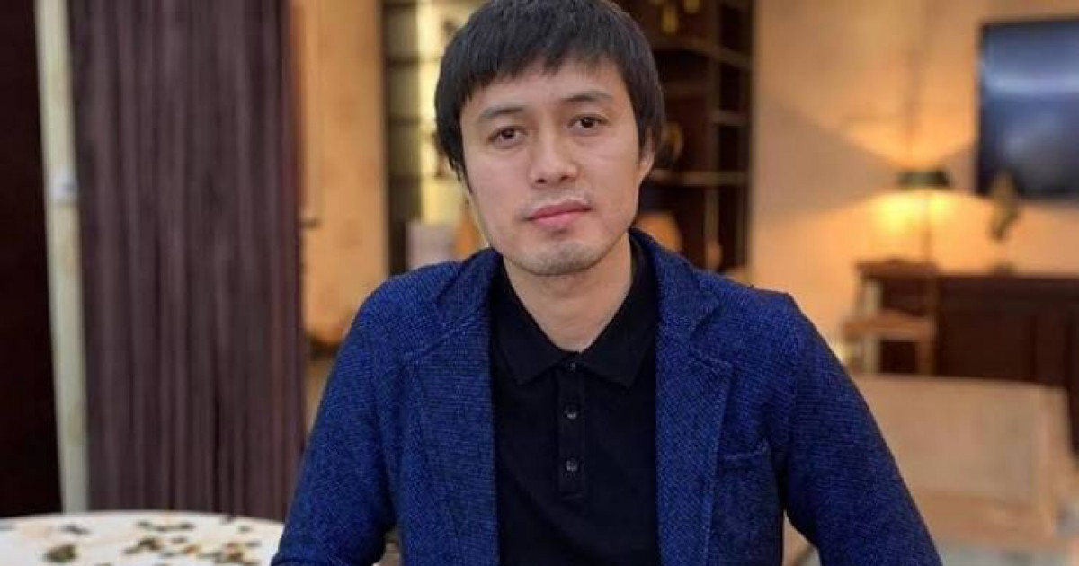 «Күліп жүрген адамның бәрі бақытты емес»: әнші Ердос Қанаев жан сырын ақтарды (видео)
