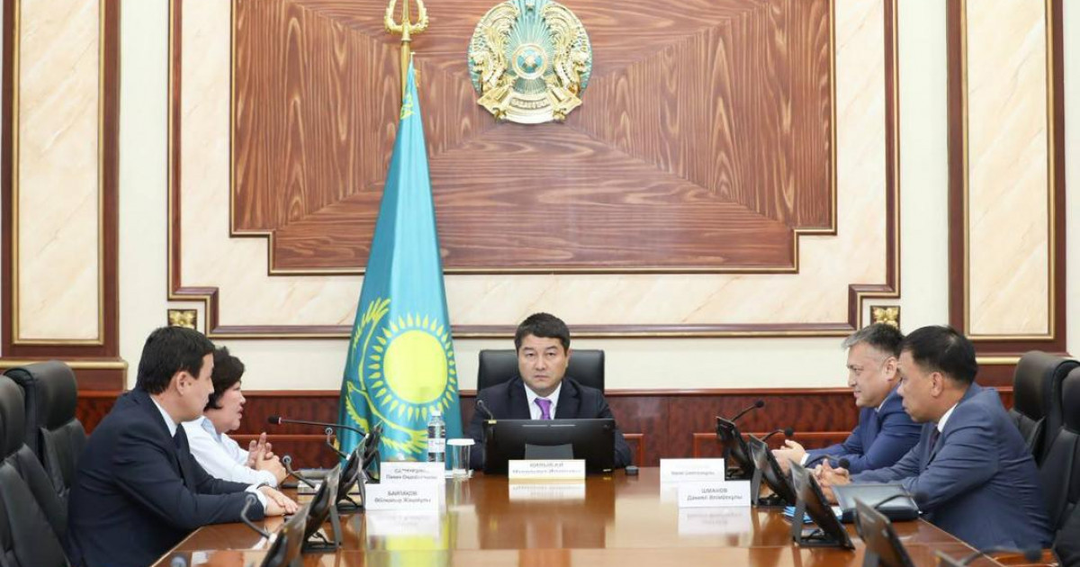 Облыс әкімінің орынбасары қызметінен өз еркімен кетті