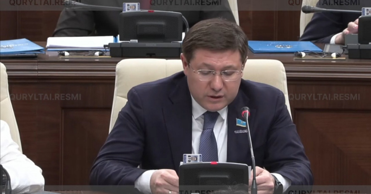 Халық салалық дәрігерге жазылу үшін әбігерге түседі – Арман Жансеңгіров