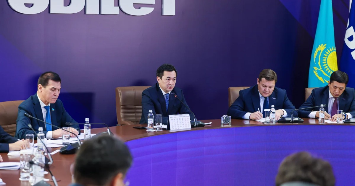 Инфрақұрылымның цифрлық моделі, жаңа Азаматтық кодекс және жастарды жұмыспен қамту: «Әділет» партиясы Президент Жолдауын жүзеге асыруға кірісті