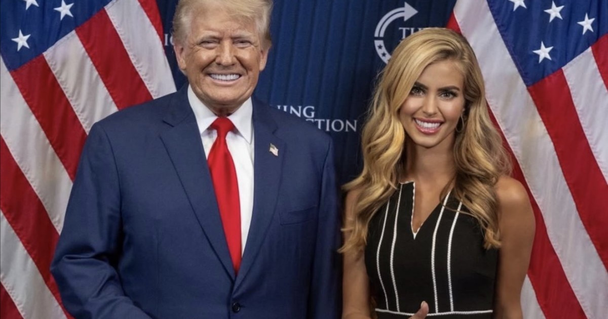 Трамп Ақ үйдің баспасөз хатшысын бес күннен кейін қызметінен босатты
