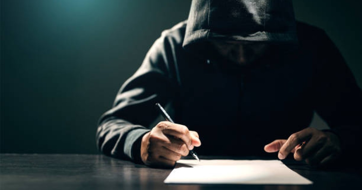 Түркістан облысында полицей тұрғынды интернет-алаяқтардан қорғап қалды