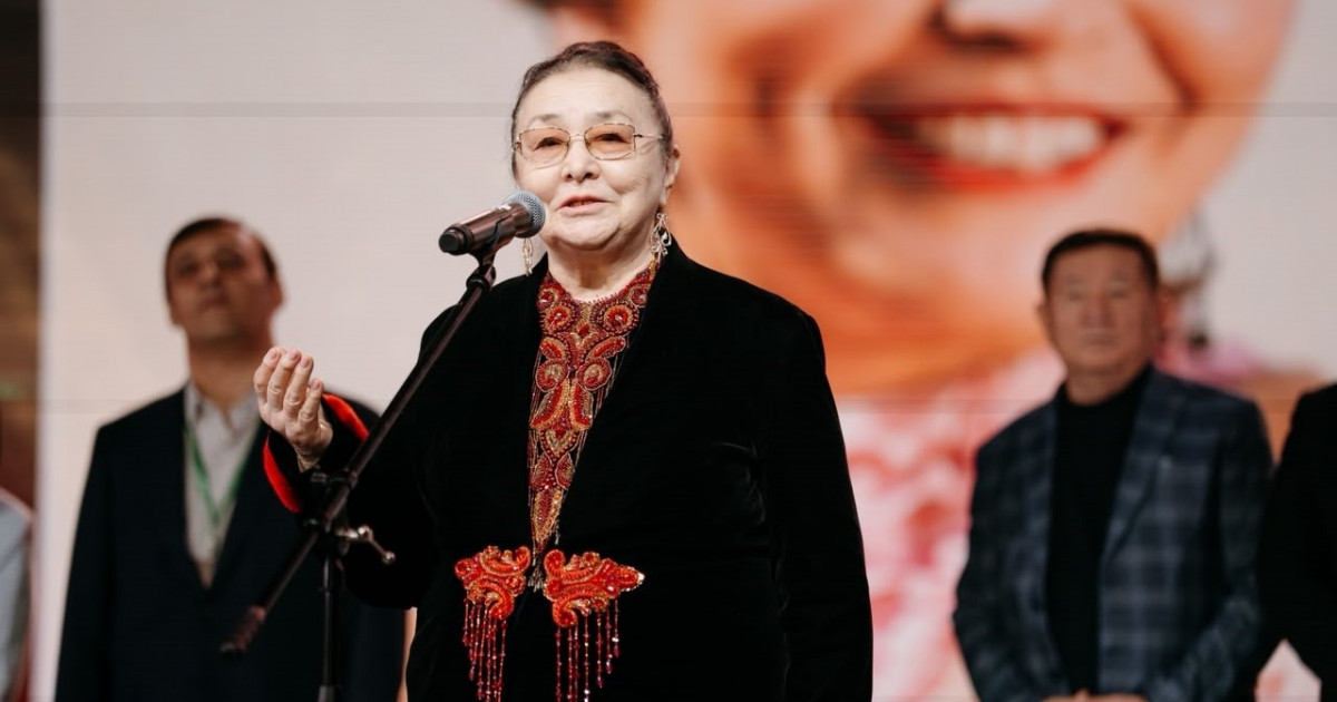 Жібектей өрілген өнер өрнегі